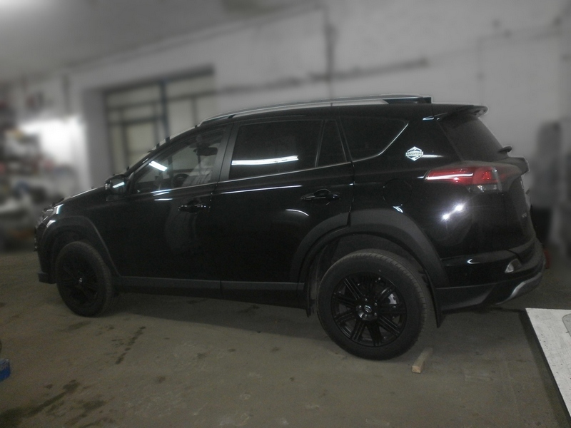  Toyota RAV-4 XA40 100 800X600