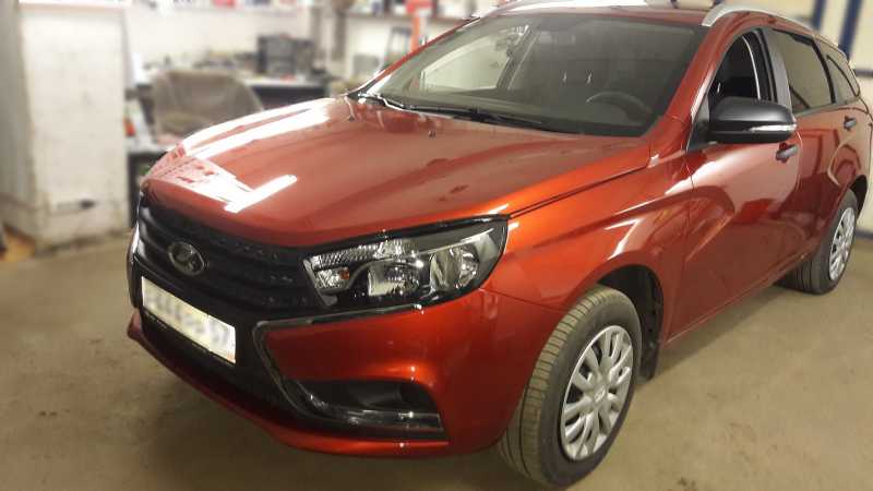 Lada Vesta 2020 brightredmet 002